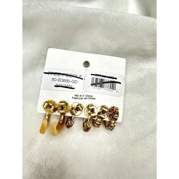 NEW Free People Small Half Hoop Stud Set Gold Mulitcolor 3 Pack Boho Chic Dainty - Picture 2 of 4
